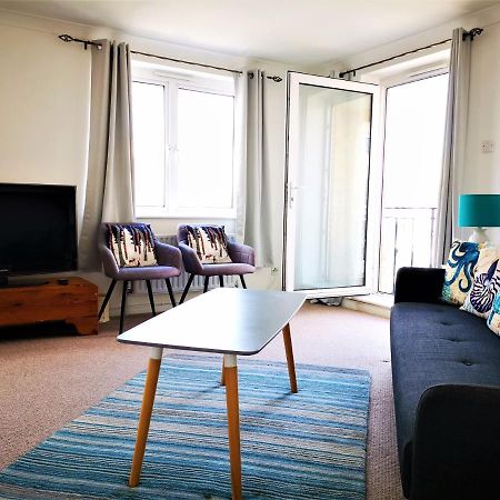 ブライトンMarina Living With Parking, Balcony, Quiet And Secureアパートメント エクステリア 写真