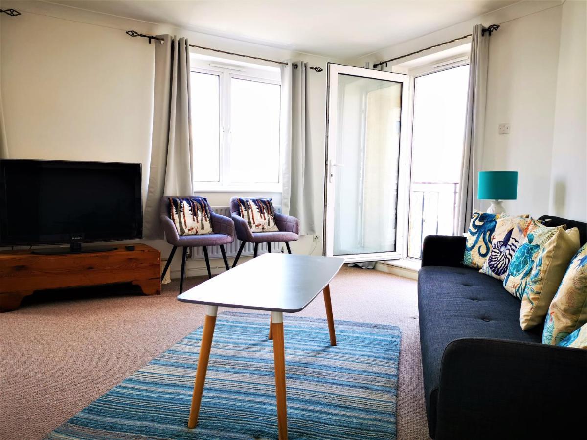 ブライトンMarina Living With Parking, Balcony, Quiet And Secureアパートメント エクステリア 写真