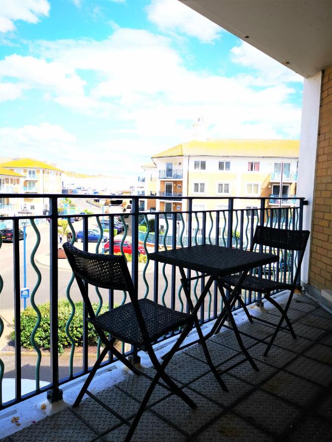 ブライトンMarina Living With Parking, Balcony, Quiet And Secureアパートメント エクステリア 写真